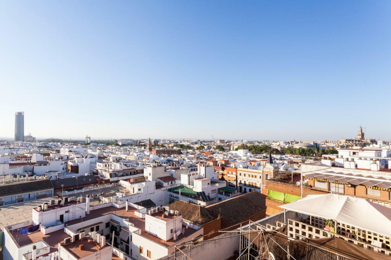 Ferienwohnung Atico Resitur Triana Sevilla Exterior foto