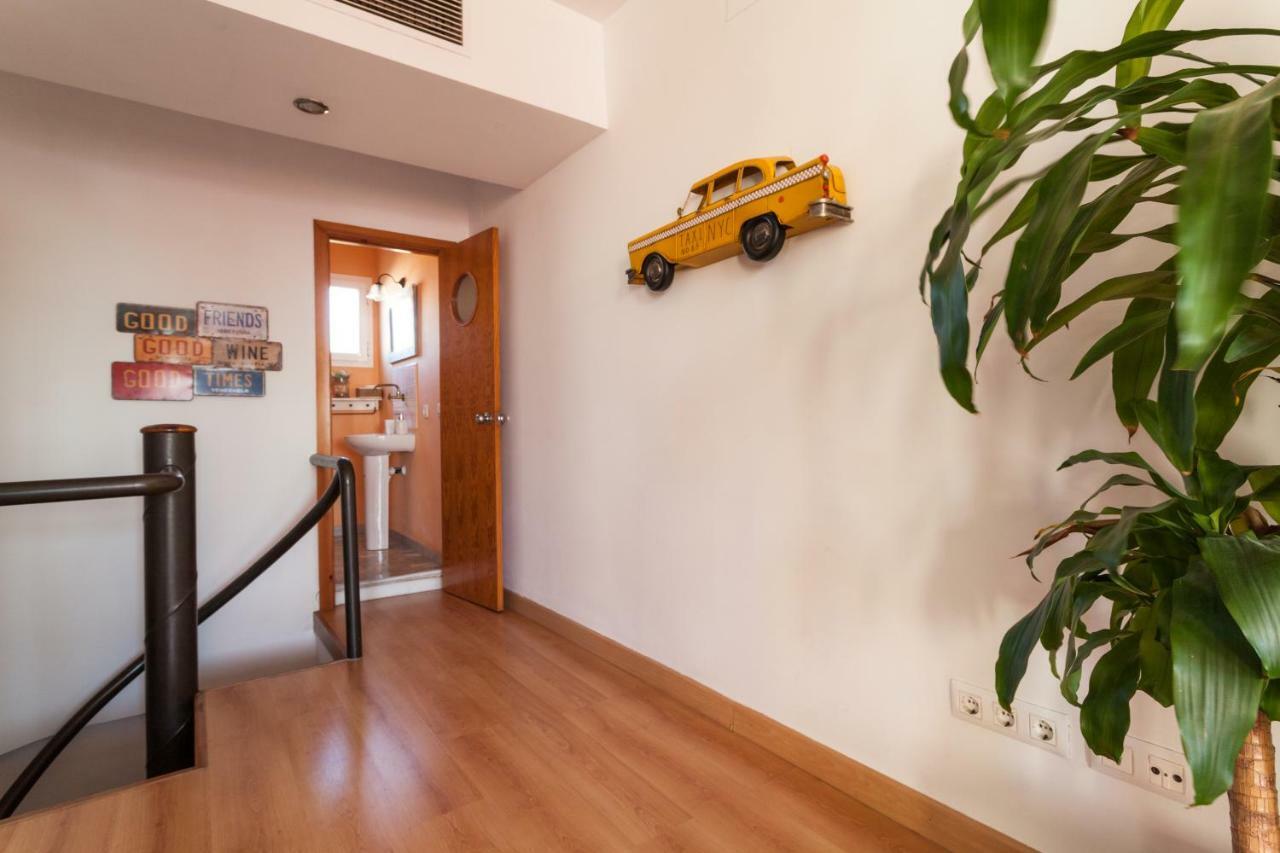 Ferienwohnung Atico Resitur Triana Sevilla Exterior foto